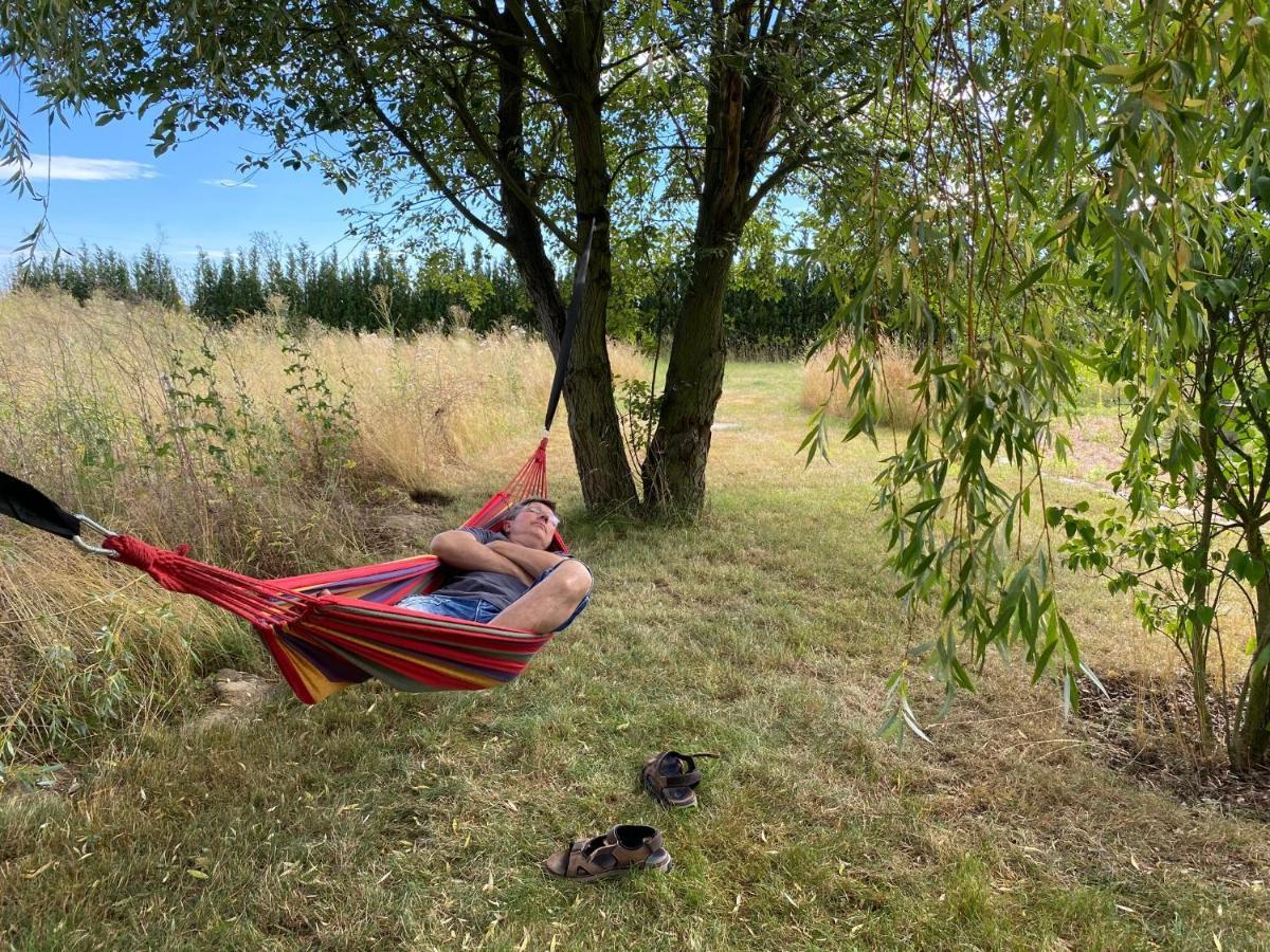 Fewo LATERNENSTUBE mit großem Familienbett für 2 Erw und 6 Kids bei Dresden Leppersdorf Exterior foto
